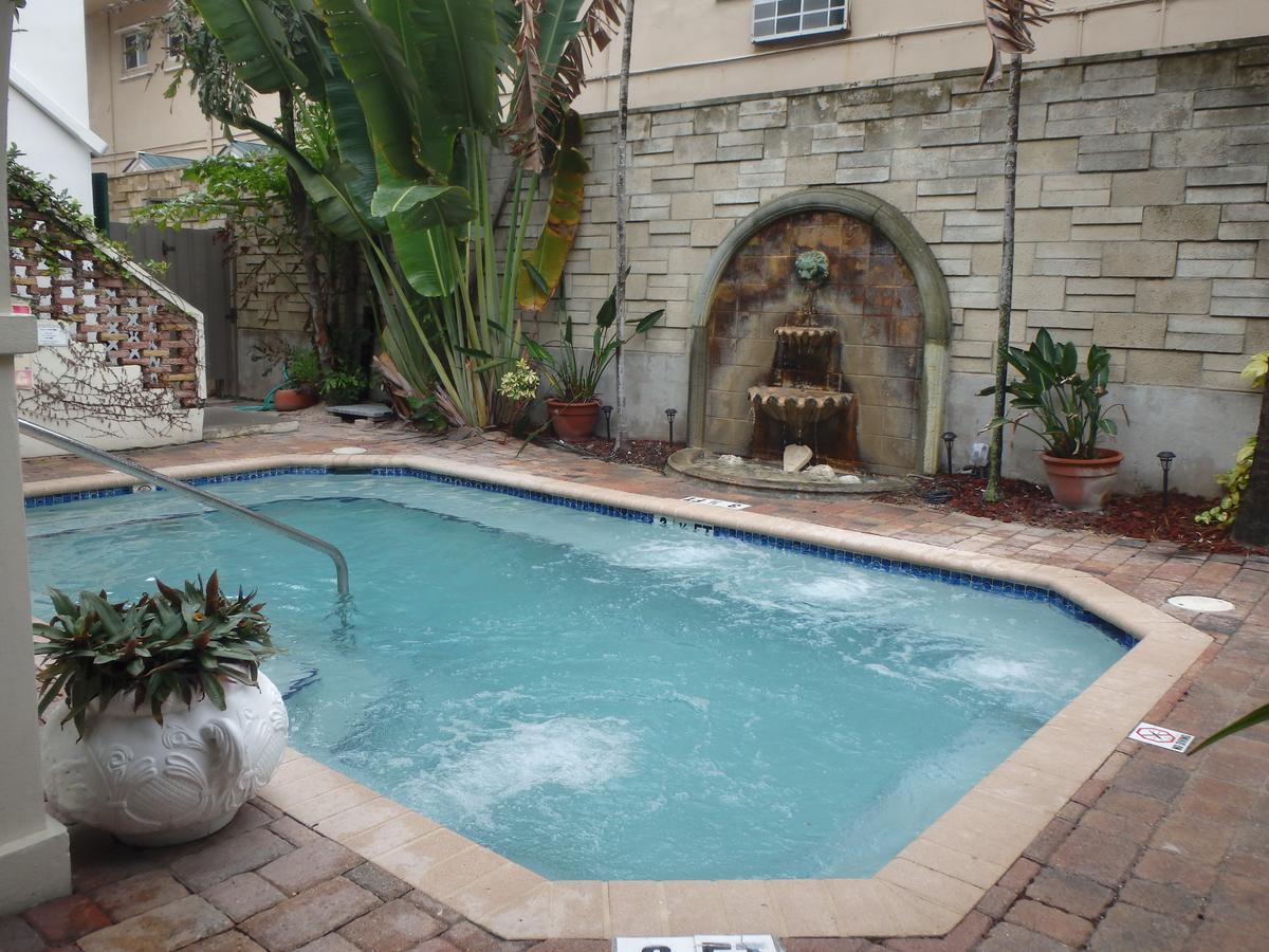 Courtyard Villa Hotel Lauderdale-by-the-Sea Exterior photo