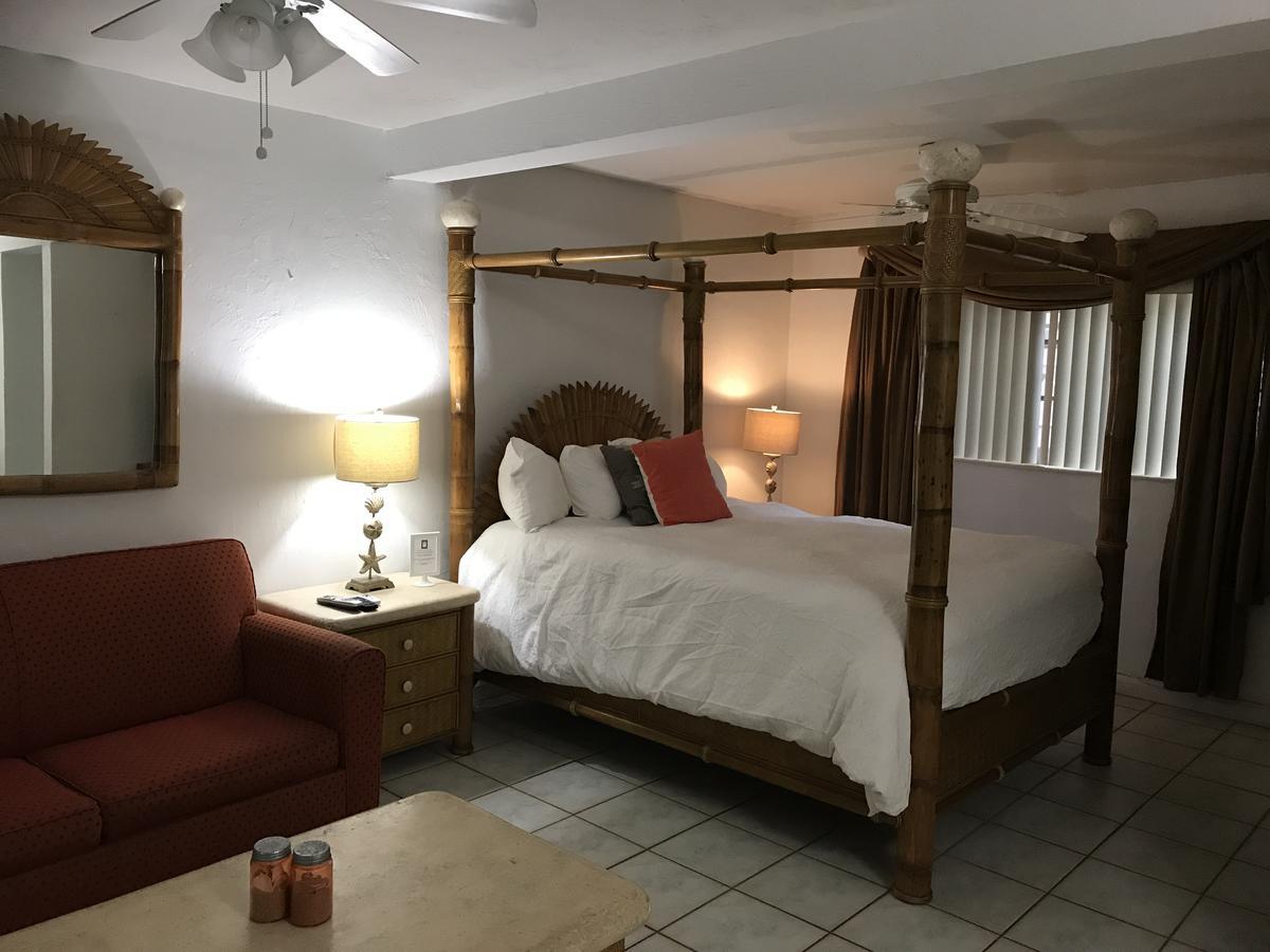 Courtyard Villa Hotel Lauderdale-by-the-Sea Exterior photo