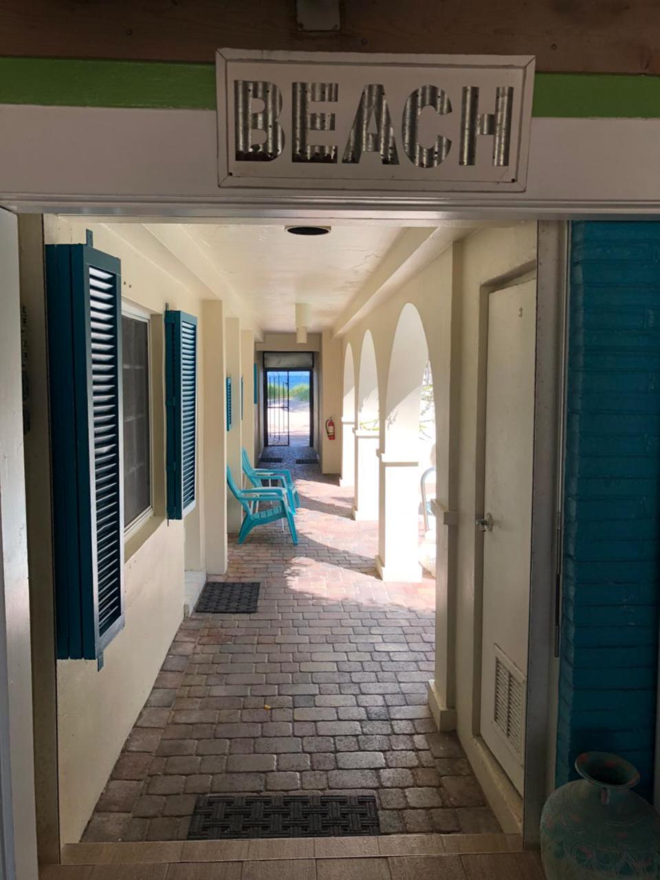 Courtyard Villa Hotel Lauderdale-by-the-Sea Exterior photo